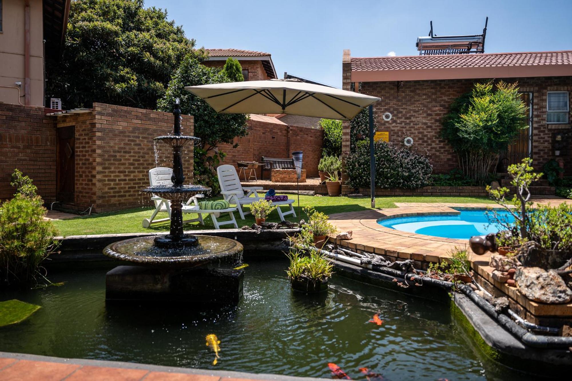 Asante Guest House Vanderbijlpark Exterior photo