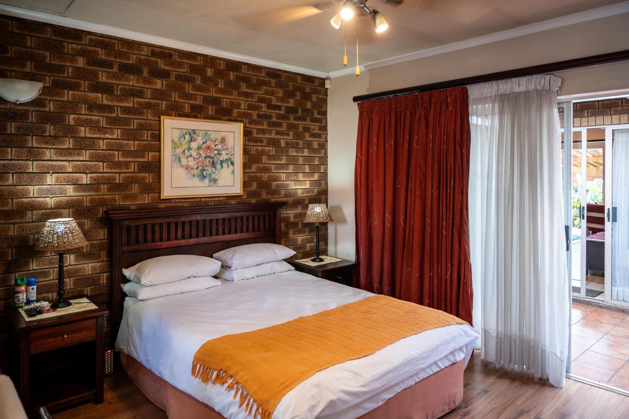 Asante Guest House Vanderbijlpark Exterior photo