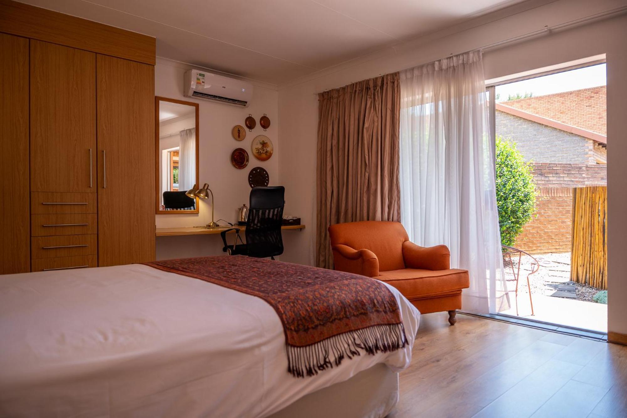 Asante Guest House Vanderbijlpark Exterior photo