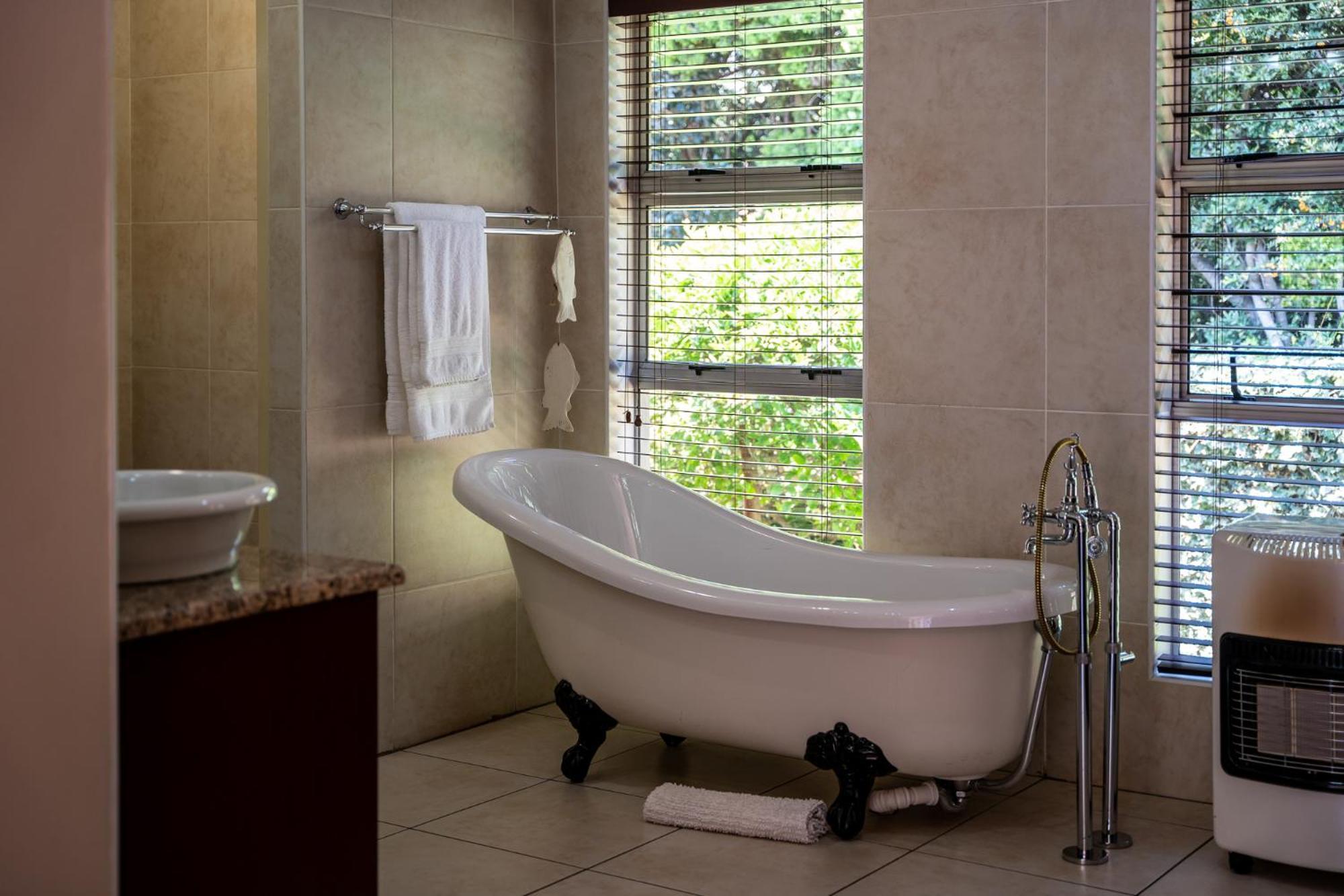 Asante Guest House Vanderbijlpark Exterior photo