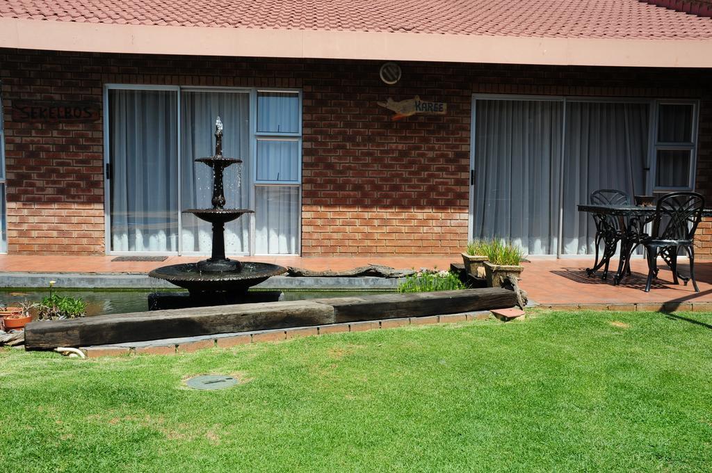 Asante Guest House Vanderbijlpark Exterior photo